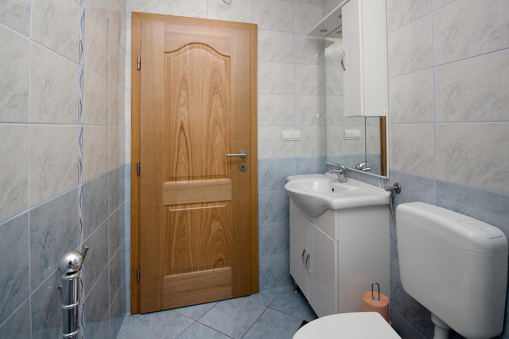 Apartments Koritnik Punat Quarto foto